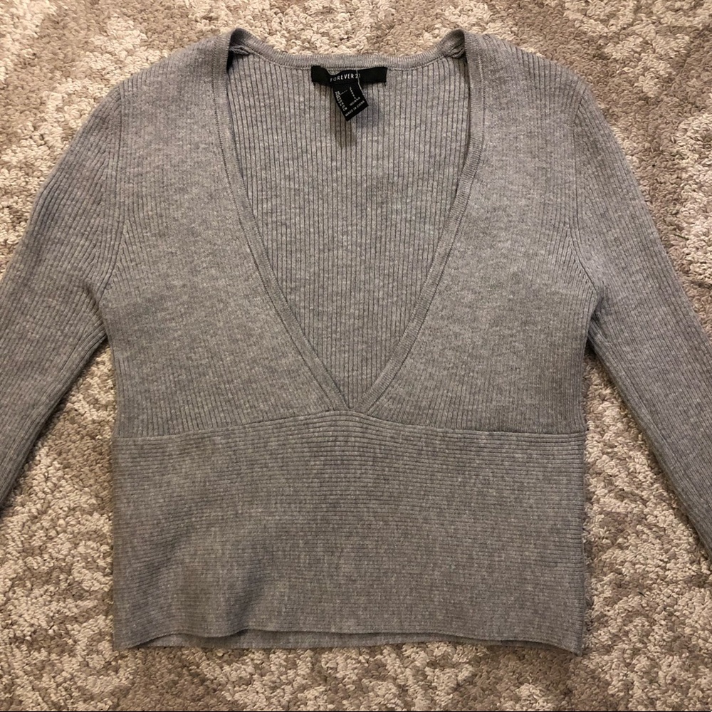 Forever 21 Gray Fitted Sweater
